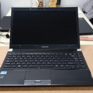 TOSHIBA INTEL CORE I5 RAM 8 HARD 500 1